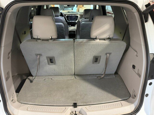 Used 2017 GMC Acadia SLT AWD/4WD image 25