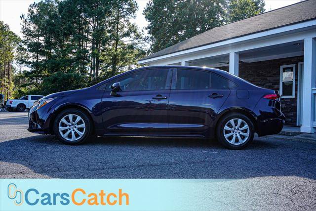Used 2020 Toyota Corolla LE FWD image 14