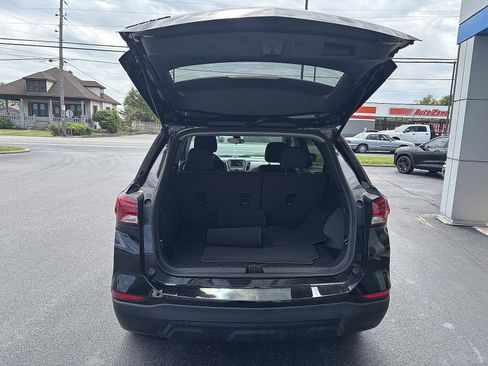 Used 2023 Chevrolet Equinox LS w/ LS Convenience Package FWD image 7