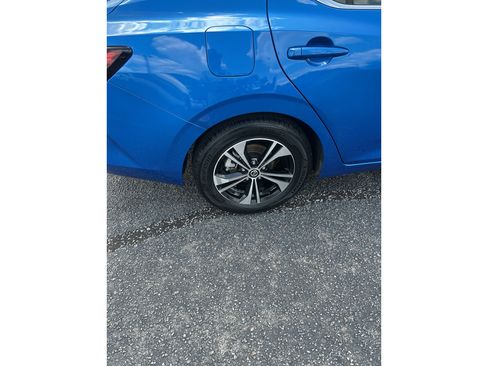 Used 2021 Nissan Sentra SV FWD image 6