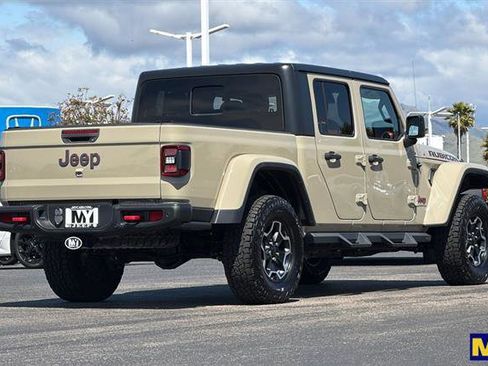 Used 2020 Jeep Gladiator Rubicon AWD/4WD image 4