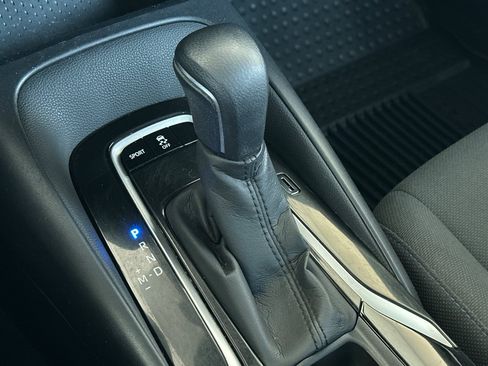 Certified 2021 Toyota Corolla SE FWD image 19