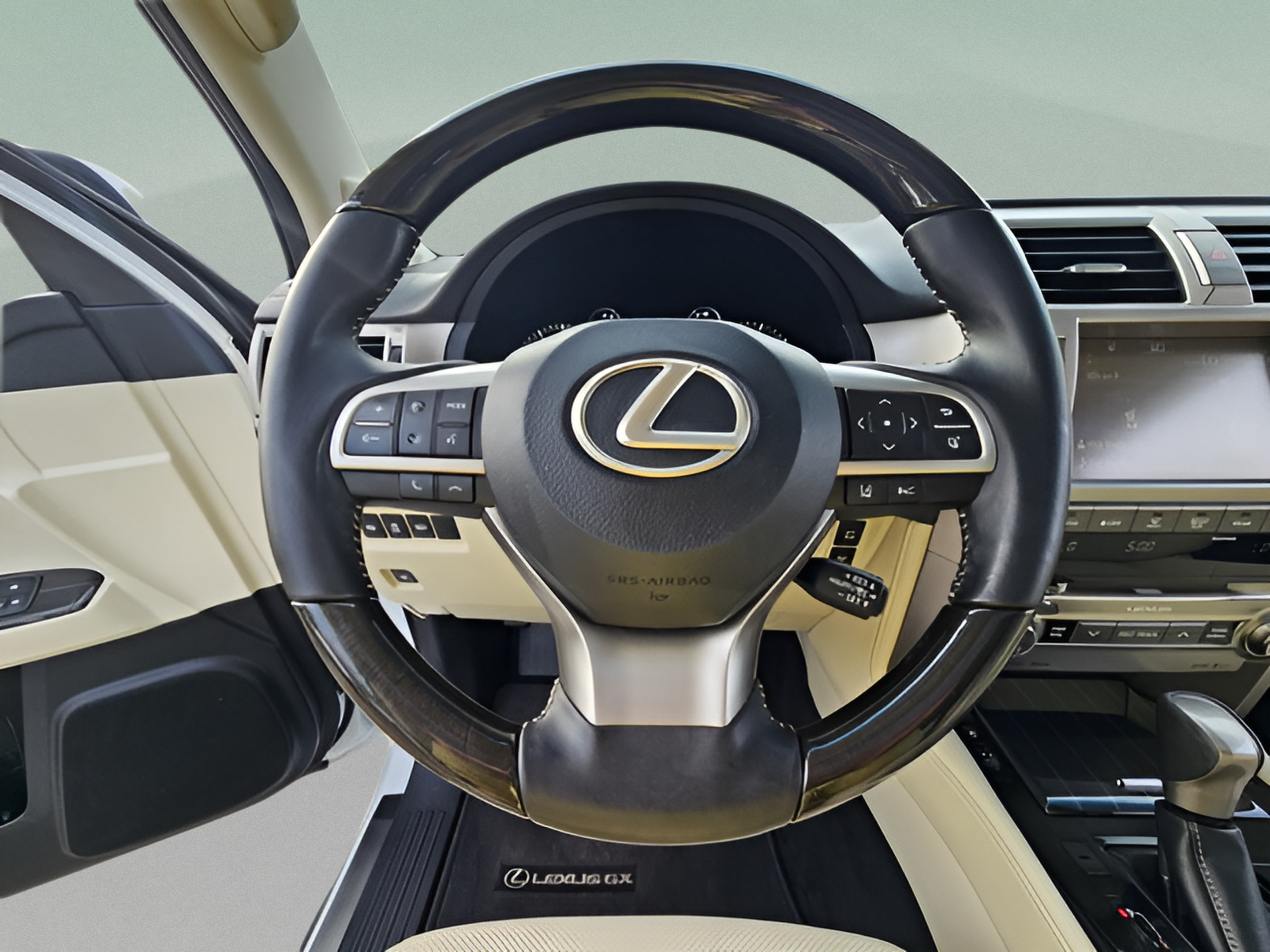 Used 2020 Lexus GX 460 Premium w/ Premium Package AWD/4WD image 23