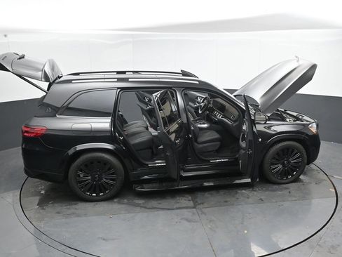 Used 2024 Mercedes-Benz Maybach GLS 600 4MATIC image 53