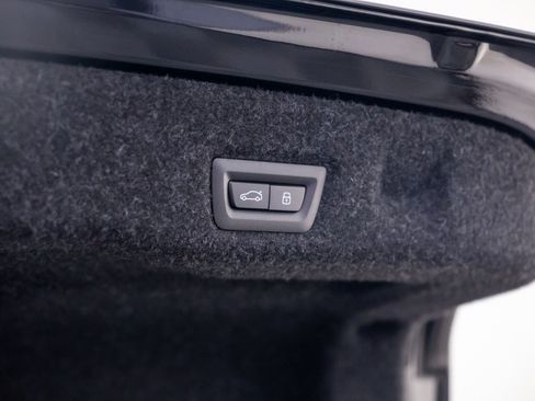 New 2027 BMW 550e xDrive AWD/4WD image 34