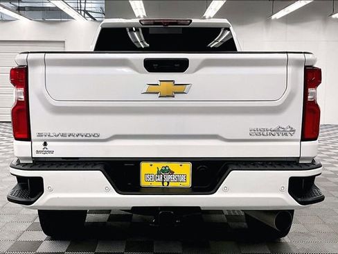 Used 2023 Chevrolet Silverado 2500 High Country w/ Safety Package II image 5