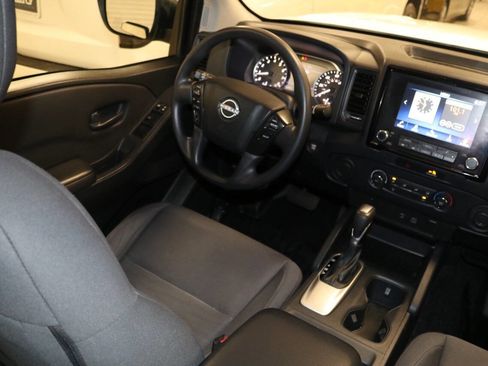 Used 2022 Nissan Frontier S image 14