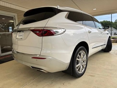 Used 2023 Buick Enclave Premium w/ Experience Buick Package AWD/4WD image 7
