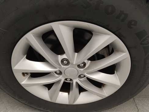 Used 2018 Kia Sorento L image 31