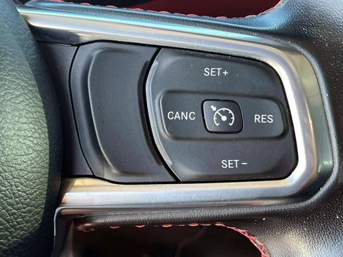 Used 2022 Jeep Wrangler Unlimited Rubicon w/ Safety Group AWD/4WD image 19