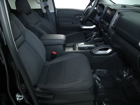 Certified 2024 Nissan Frontier SV w/ Hardbody Edition image 30