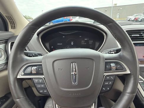 Used 2019 Lincoln Nautilus Reserve w/ Ultimate Package AWD/4WD image 16