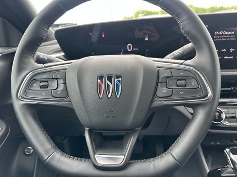 Used 2026 Buick Envista Sport Touring w/ Convenience I Package FWD image 19