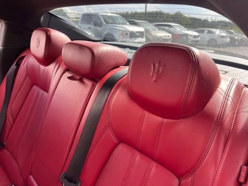 Used 2019 Maserati Ghibli GranSport RWD image 20