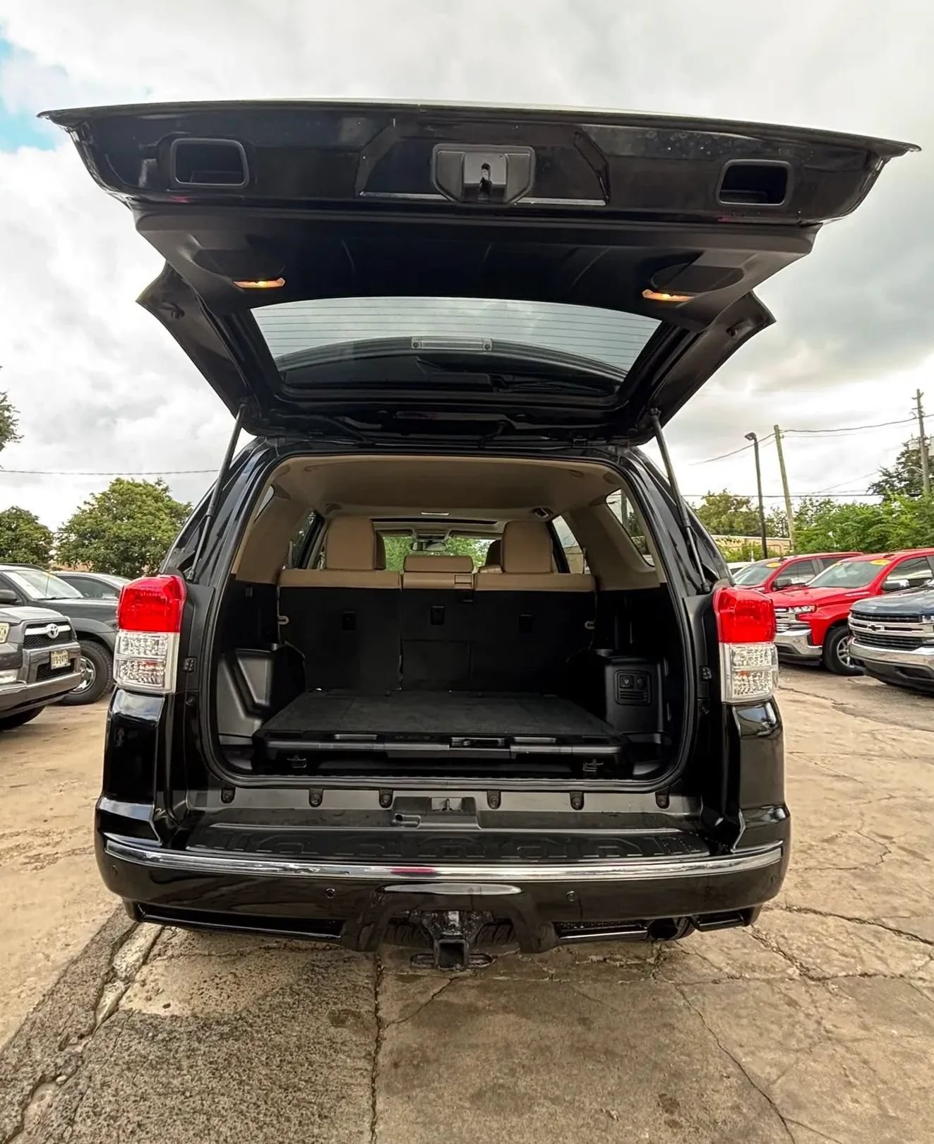 Used 2011 Toyota 4Runner SR5 w/ Convenience Pkg RWD image 7