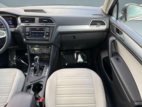 Used 2022 Volkswagen Tiguan S FWD image 28