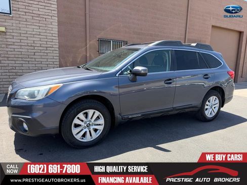 Used 2017 Subaru Outback 2.5i Premium AWD/4WD image 3