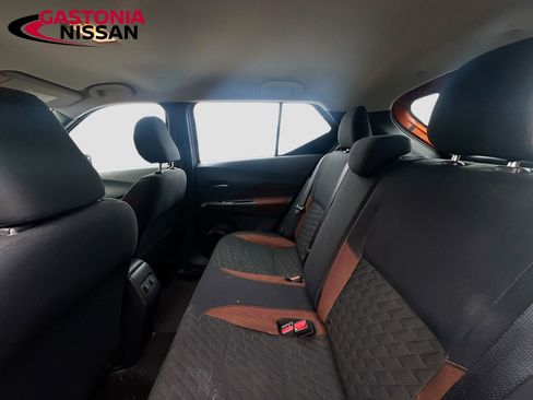 Used 2022 Nissan Kicks SR image 29