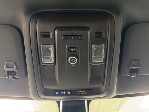 Used 2021 Chevrolet Tahoe Z71 AWD/4WD image 41