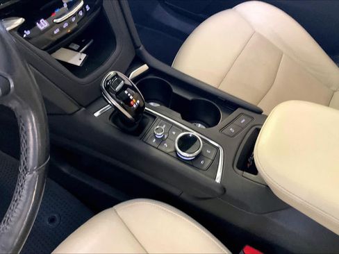 Used 2020 Cadillac XT6 Sport AWD/4WD image 15