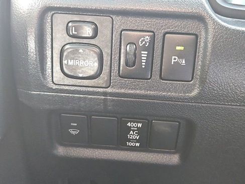 Used 2017 Toyota 4Runner 4WD image 22