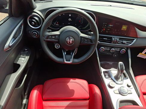 New 2026 Alfa Romeo Giulia AWD image 11