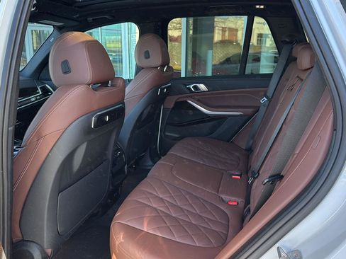 Certified 2024 BMW X5 sDrive40i w/ Parking Assistance Package image 9