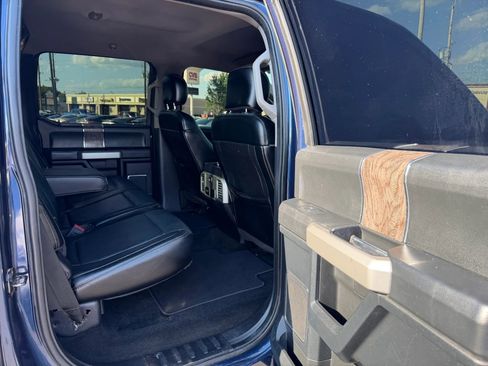 Used 2017 Ford F250 Lariat w/ Lariat Value Package AWD/4WD image 8