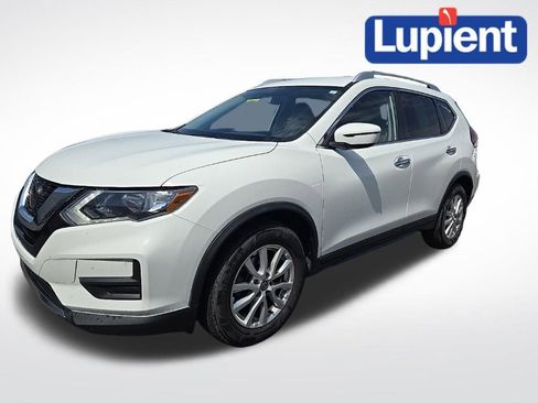 Used 2020 Nissan Rogue SV image 9