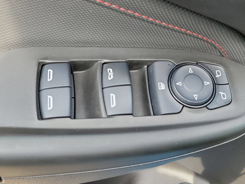 Used 2025 Chevrolet TrailBlazer RS w/ Convenience Package AWD/4WD image 12