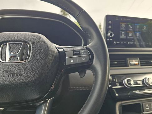 Used 2025 Honda Pilot EX-L image 34