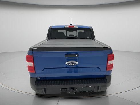 Used 2024 Ford Maverick Lariat w/ FX4 Off-Road Package AWD/4WD image 4