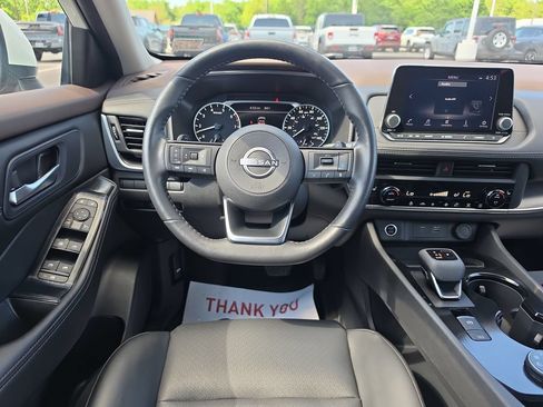Used 2023 Nissan Rogue SV w/ SV Premium B Package AWD/4WD image 19