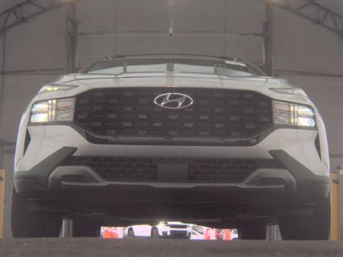 Used 2022 Hyundai Santa Fe XRT FWD image 3