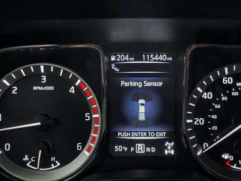 Used 2018 Nissan Titan SL w/ Midnight Edition image 36