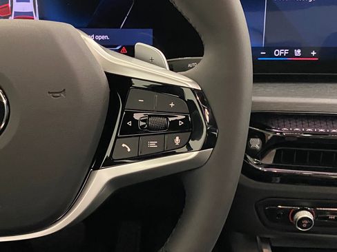 Used 2025 BMW 330i xDrive Sedan w/ Convenience Package image 30