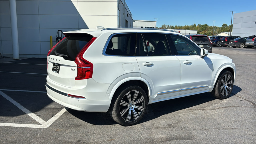 Certified 2024 Volvo XC90 B6 Plus AWD/4WD image 28