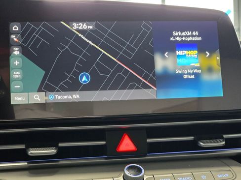 New 2025 Hyundai Elantra Limited image 19