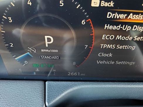 Certified 2025 Nissan Armada Platinum Reserve image 30