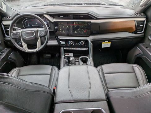 Used 2025 GMC Sierra 1500 Denali w/ Denali Reserve Package AWD/4WD image 19