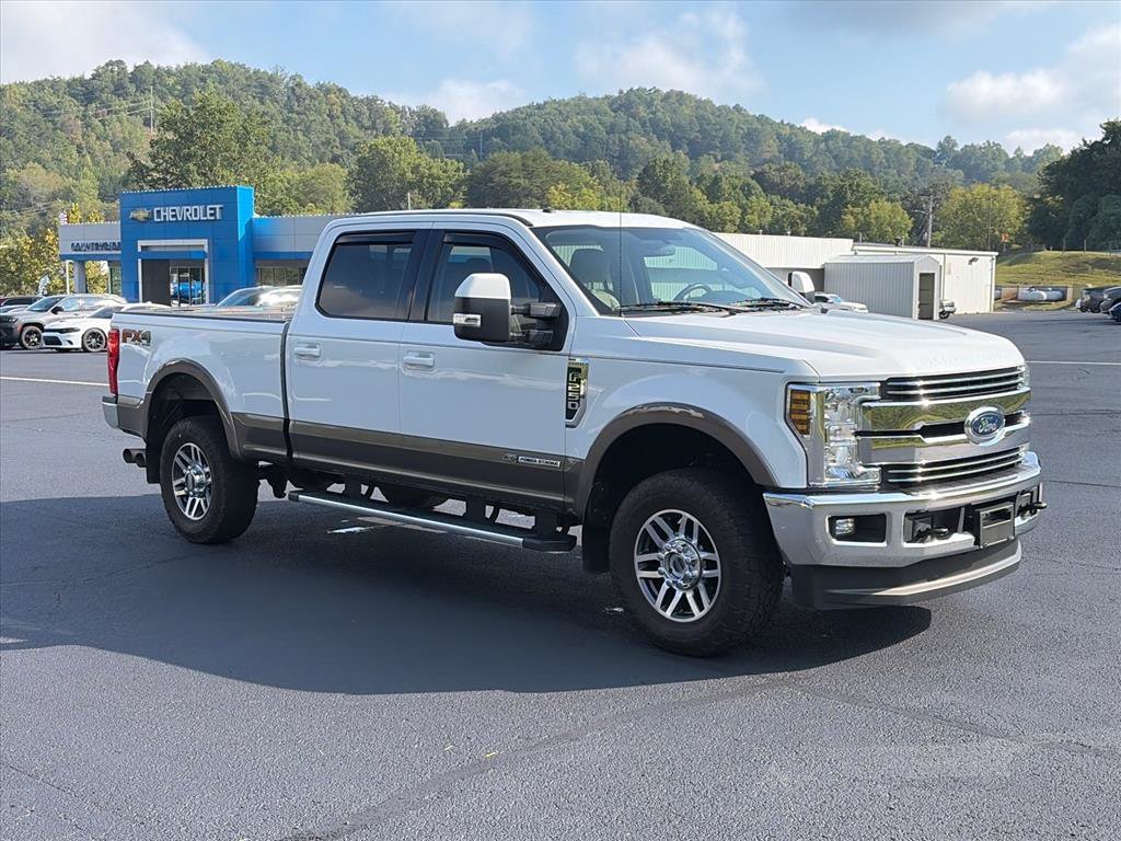 Used 2018 Ford F250 Lariat w/ Lariat Value Package AWD/4WD image 6