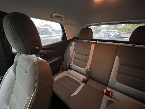 Used 2025 Chevrolet TrailBlazer LT image 35