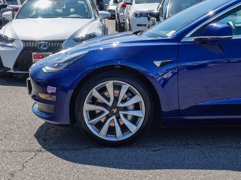 Used 2019 Tesla Model 3 Standard Range Plus image 9