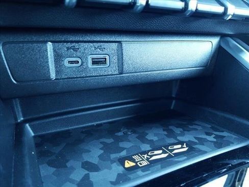 New 2025 Chevrolet Colorado Z71 w/ Midnight Edition image 17