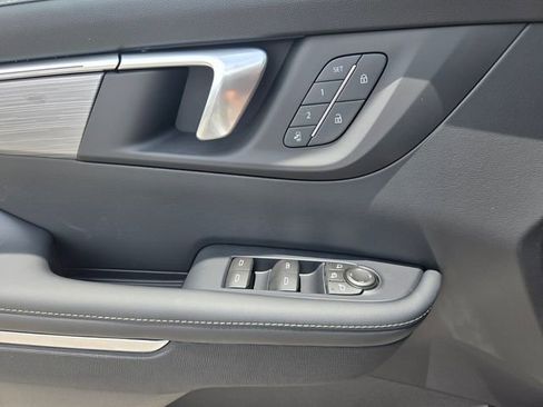 New 2026 Buick Enclave Preferred w/ Power Package FWD image 22