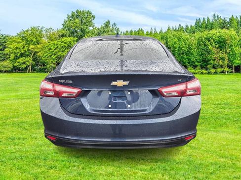 Used 2022 Chevrolet Malibu LT FWD image 7