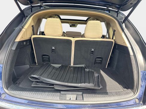 Used 2024 Acura MDX FWD image 9