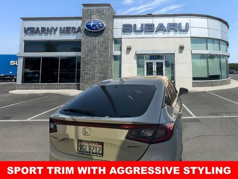 Used 2023 Honda Civic Sport image 5