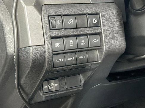 Used 2024 Toyota Tacoma TRD Off-Road w/ TRD Off Road Premium Package AWD/4WD image 14