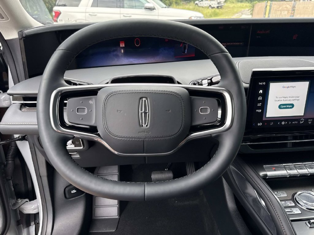 New 2026 Lincoln Nautilus Premier AWD/4WD image 26